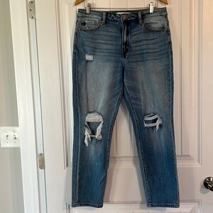 KanCan
 High Rise Mom Fit  Size 11 or 29